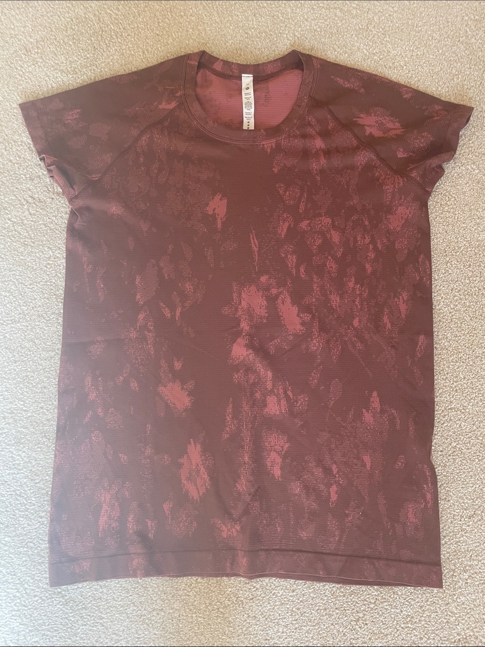 Lululemon swiftly relaxed top
